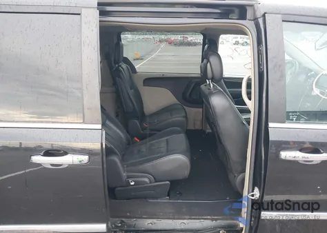 2016 Chrysler Town & Country Touring-L Anniversary Edition from USA, damaged, VIN 2C4RC1CG1GR150423